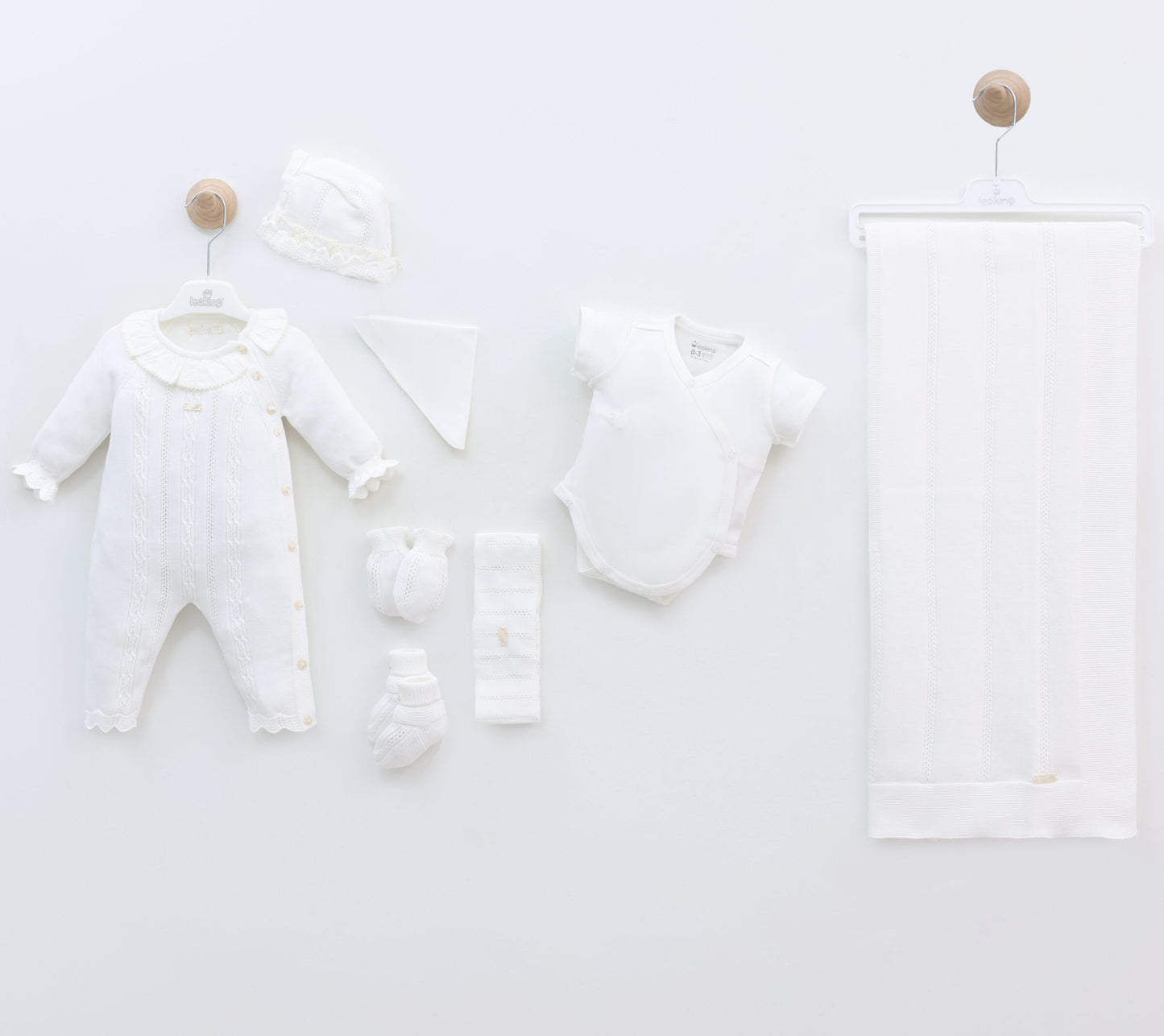 Baby Girl Newborn Set Of 8 Pieces