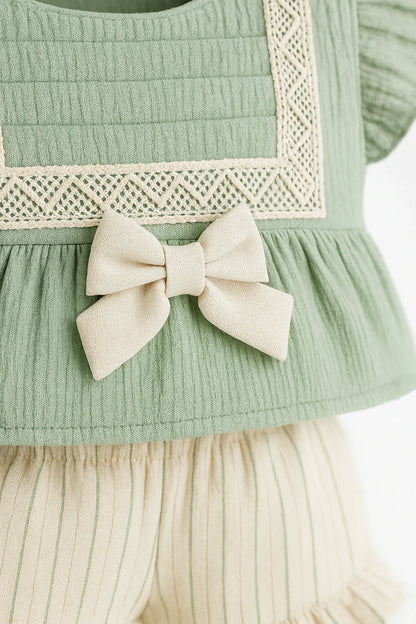 Baby Girl Lace & Ruffle Muslin Set