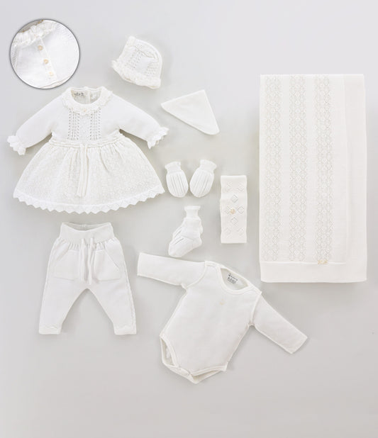 Set de recién nacido para niña de 7 piezas color blanco - Babies Heaven
