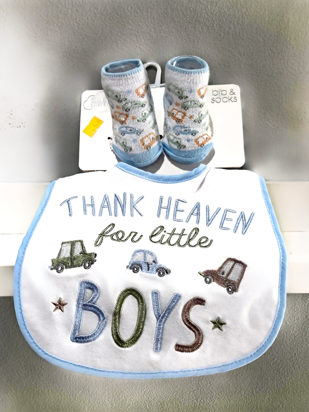 Bib & Socks